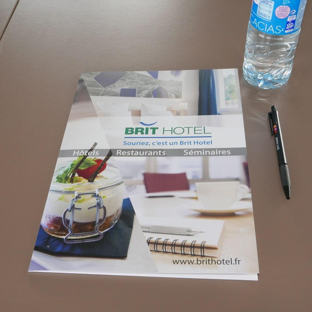 Brit Hotel Du Stade Rennes Ouest Экстерьер фото