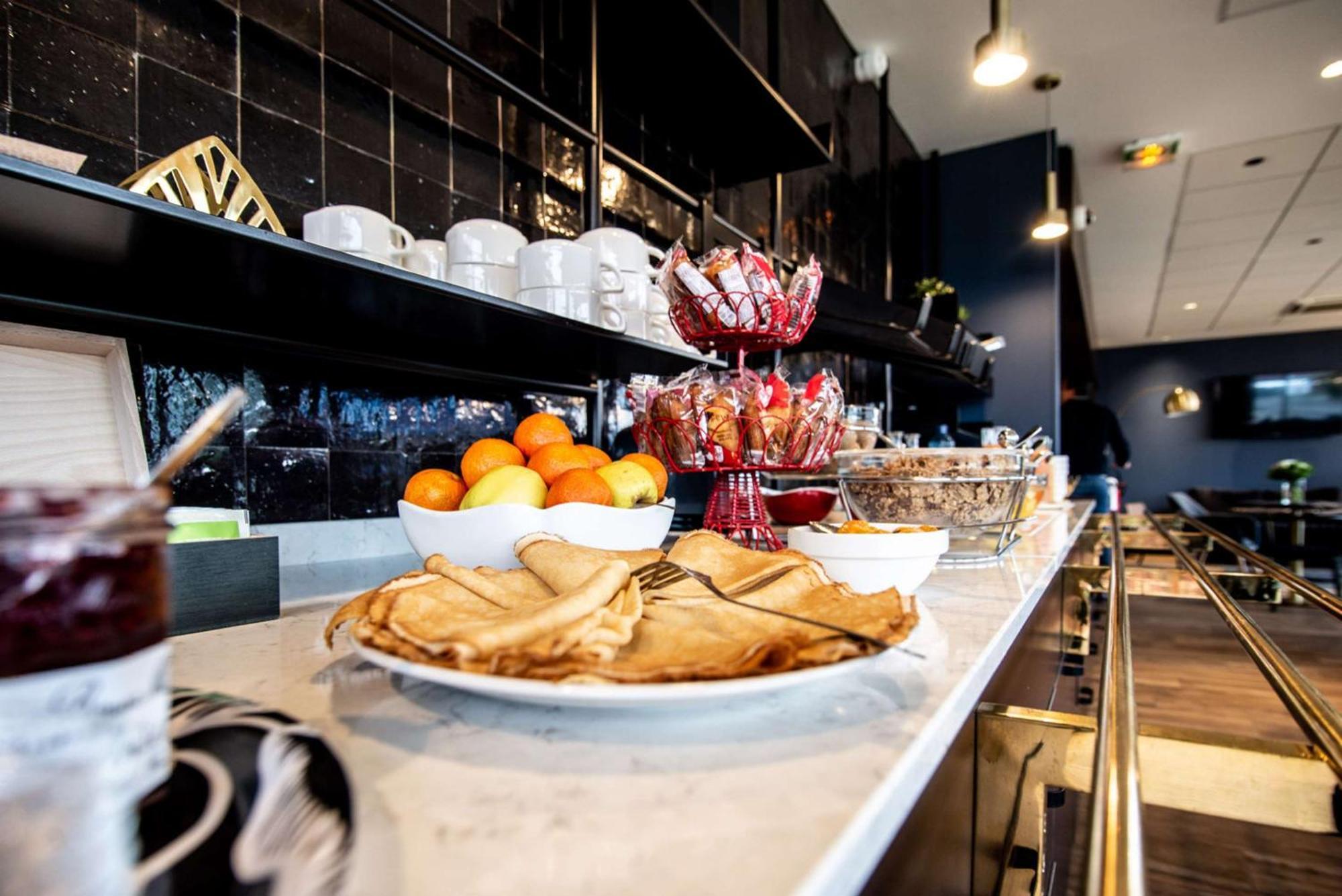 Brit Hotel Du Stade Rennes Ouest Экстерьер фото